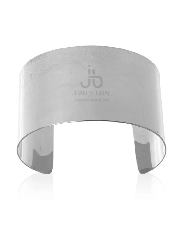 Juan Bernal Brazaletes^Brazalete Liso plateado