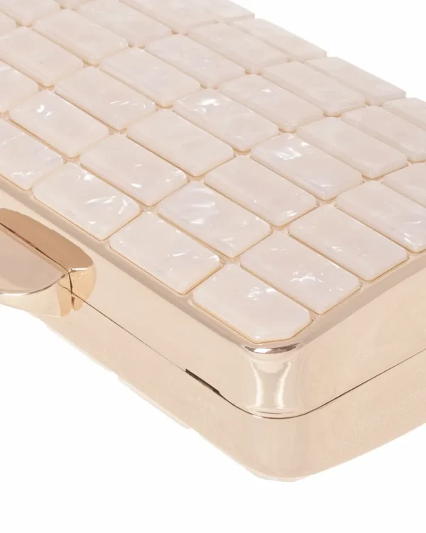 Juan Bernal Clutch^Clutch Doru Nacado
