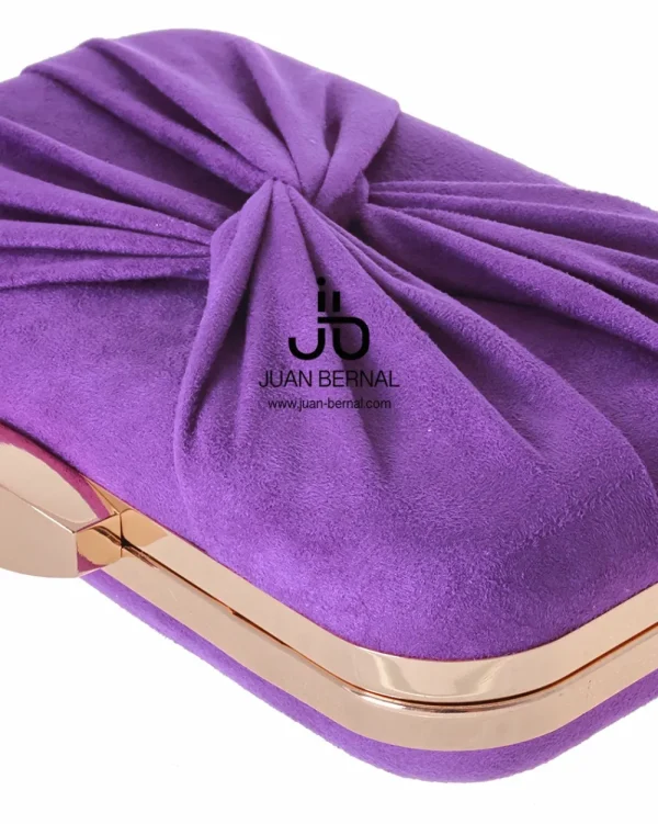 Juan Bernal Clutch^Clutch nudo