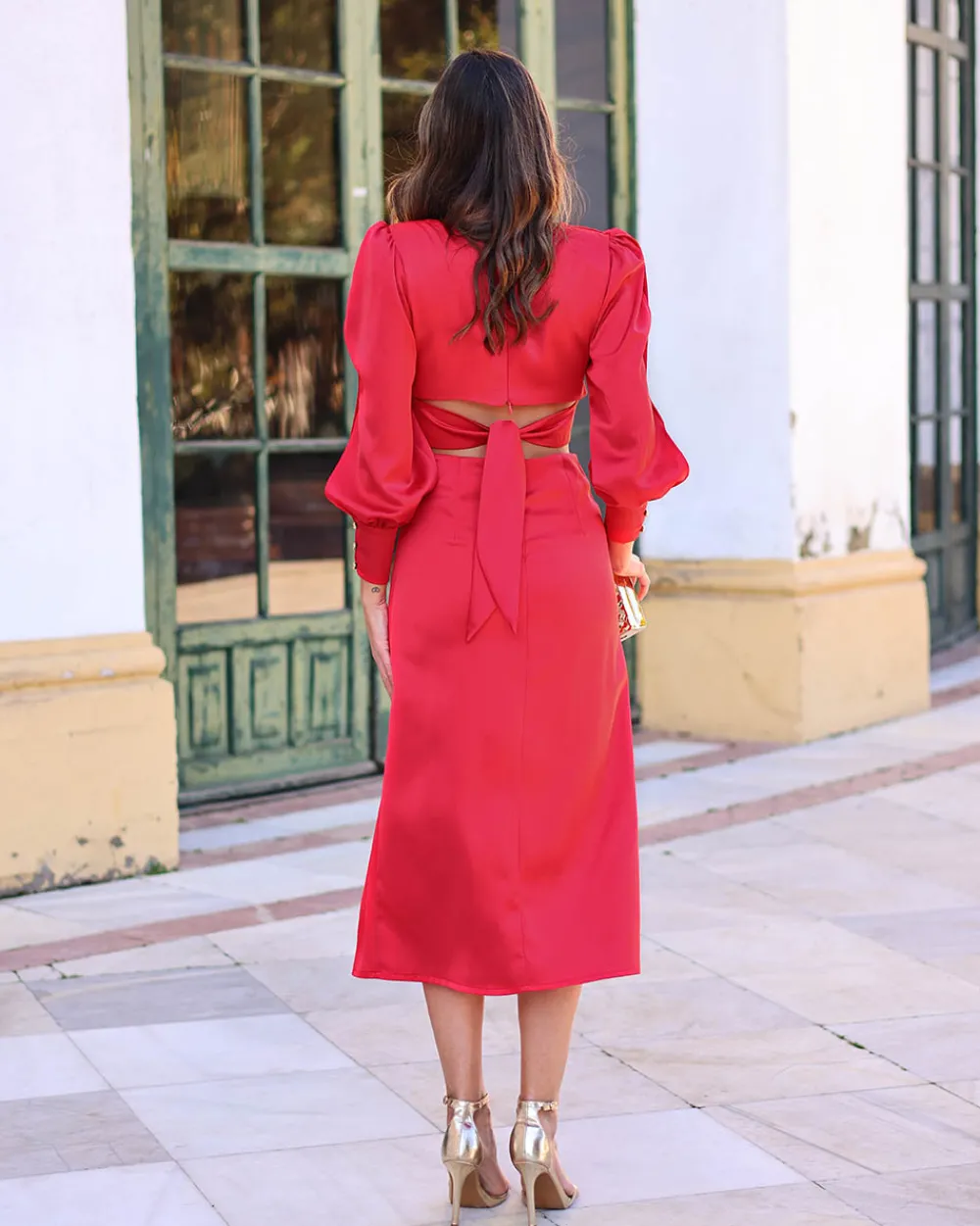 conjunto_vivian_rojo_2.webp Juan Bernal Vestidos^Conjunto Vivian rojo
