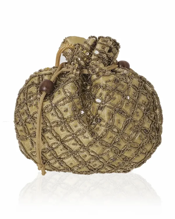 Juan Bernal Clutch^Limosnera Yulo