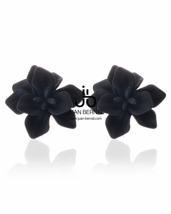 Juan Bernal Pendientes^Pendientes flor negra