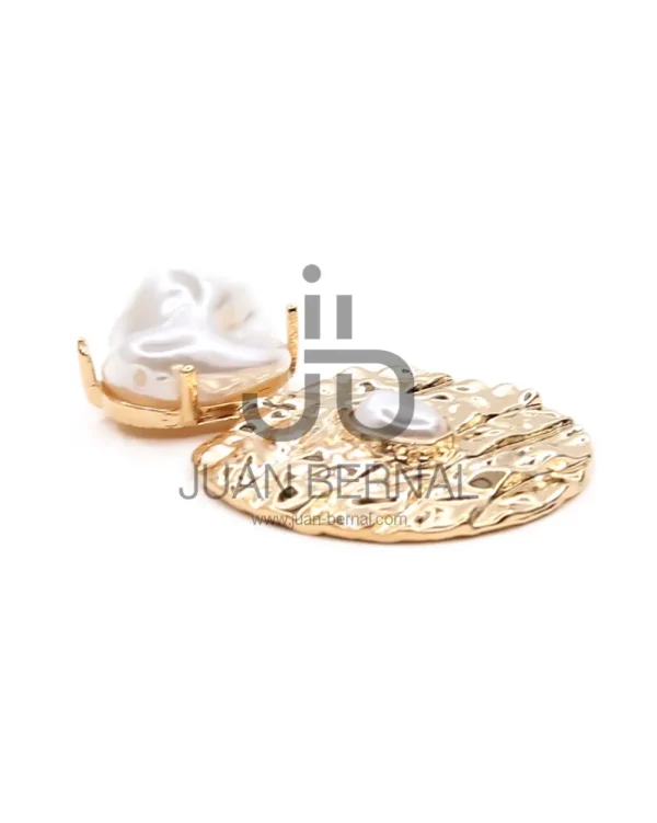 Juan Bernal Pendientes^Pendientes Tuka